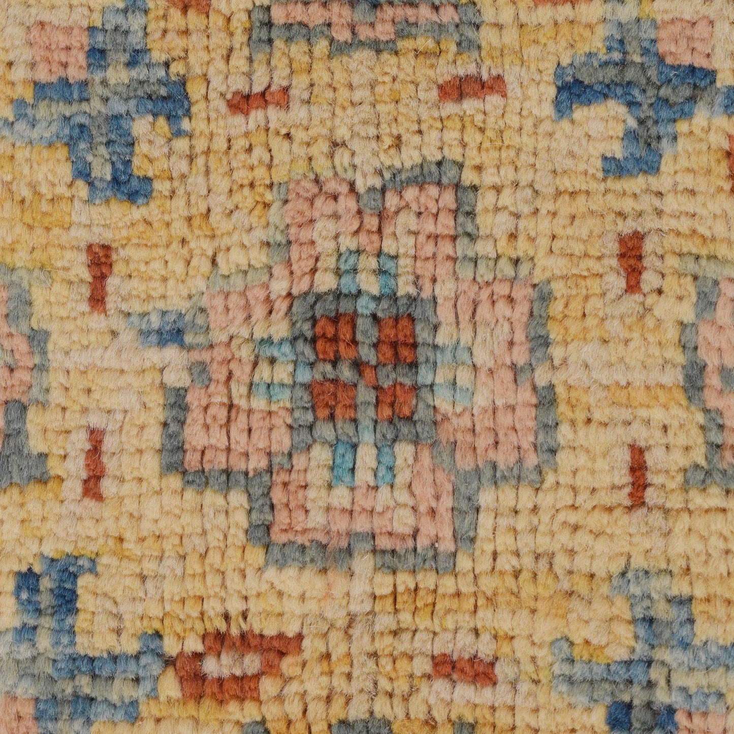 White Heriz Hand-Knotted Persian Rug (HZ-805)